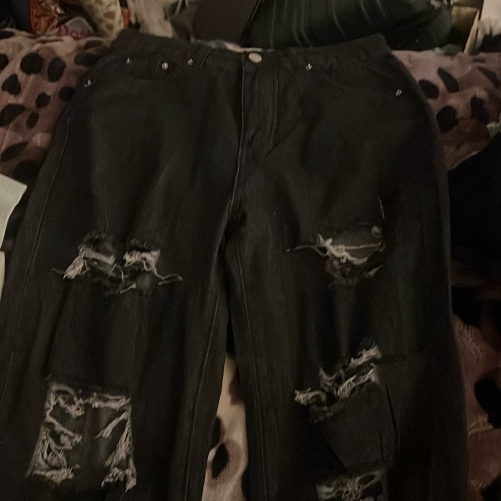 Black ripped jeans